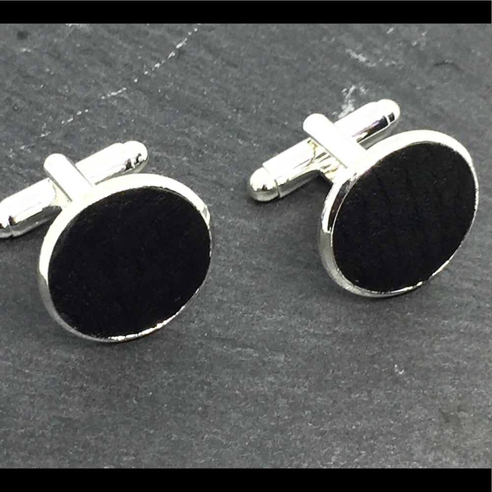 Noir Cuero Men’s Cufflinks 2-pc Set